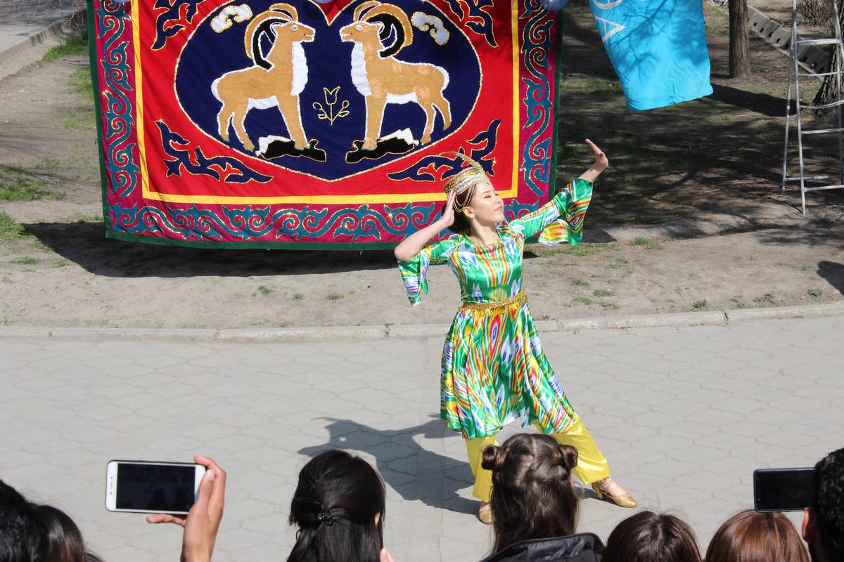 Teachers and students of the Adam University celebrated Nooruz